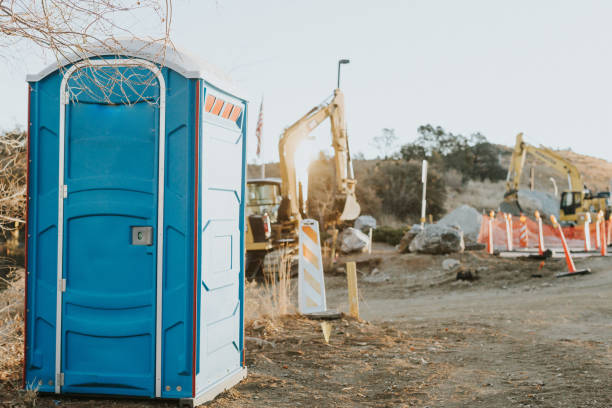 Best Porta potty delivery and setup  in Cleveland, FL