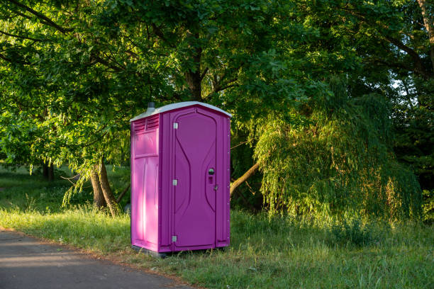 Best Porta potty delivery and setup  in Cleveland, FL
